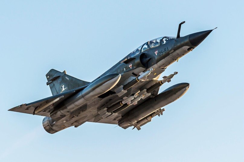 Dassault Mirage 2000 истребитель