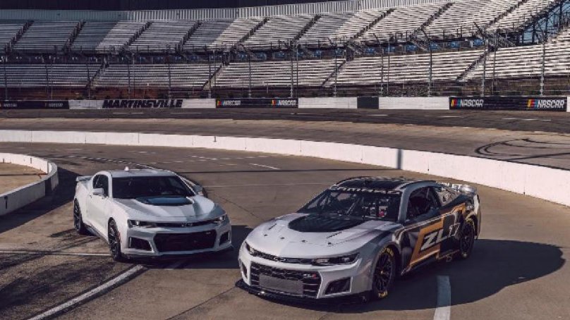 Chevrolet Camaro zl1 NASCAR