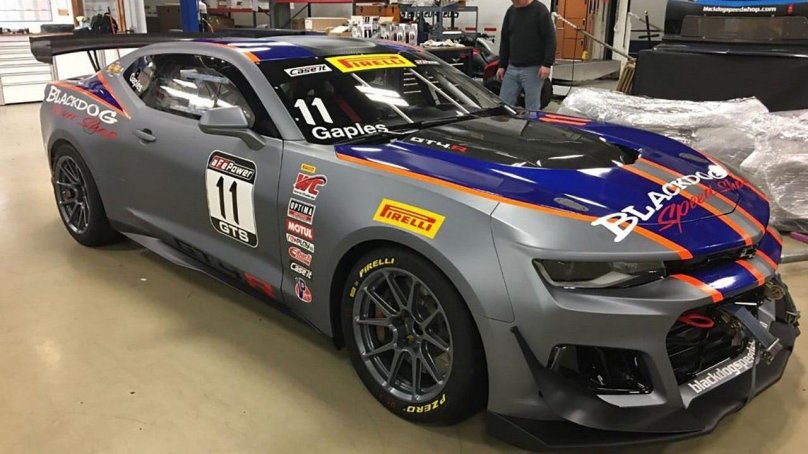 Chevrolet Camaro gt4.r