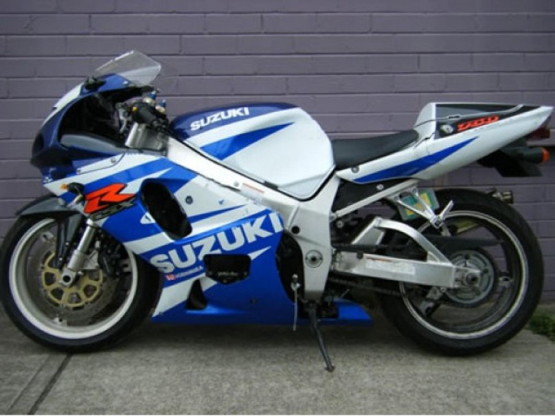 Suzuki GSX-R 750 k3