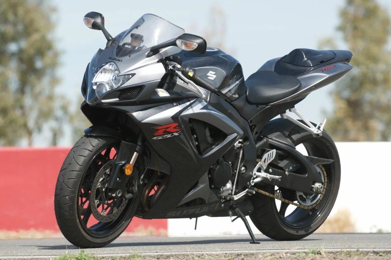 Suzuki GSXR 750