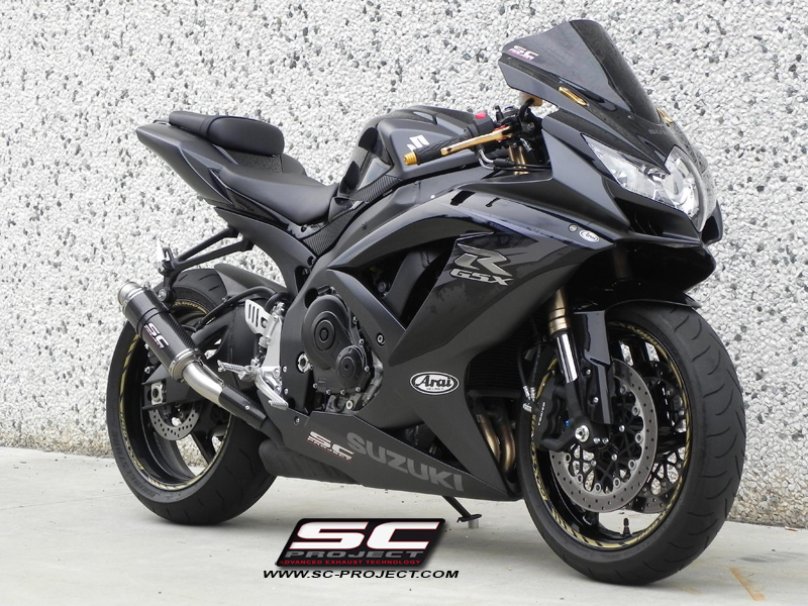 Suzuki GSX R 600 k7