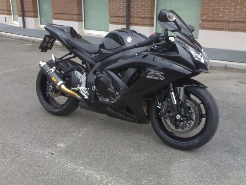 Suzuki GSX-R 750