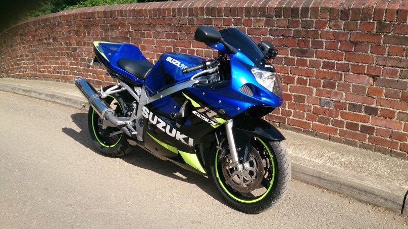 Suzuki GSX R 600 k1