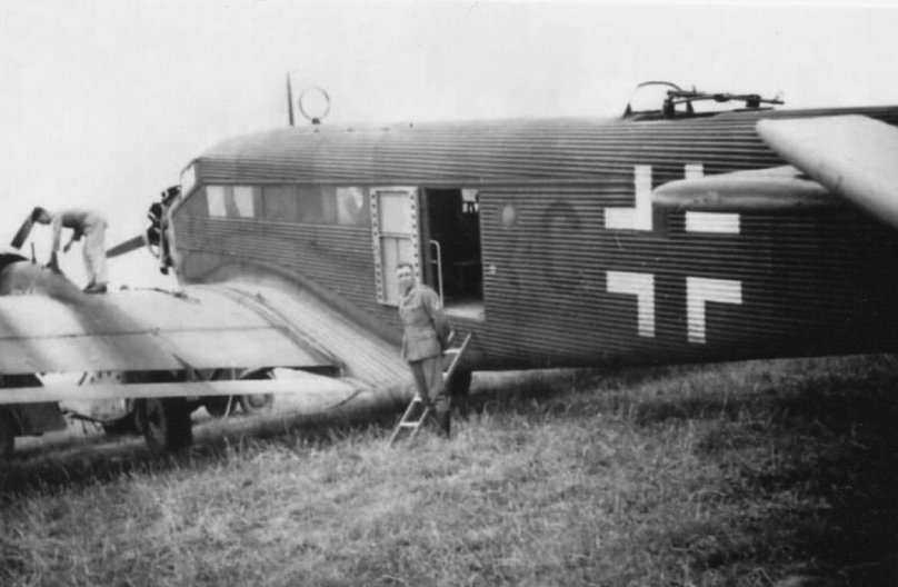 Немецкий транспортный самолет Junkers ju-52