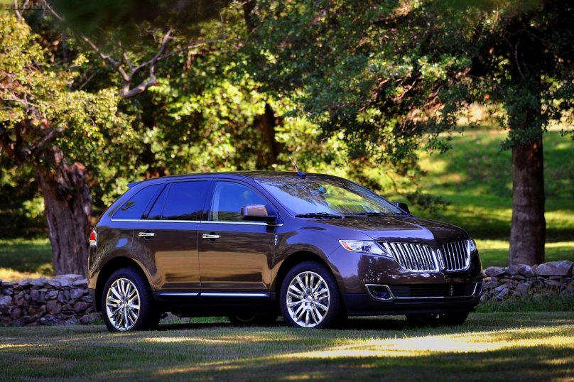 Машина Lincoln MKX 2010
