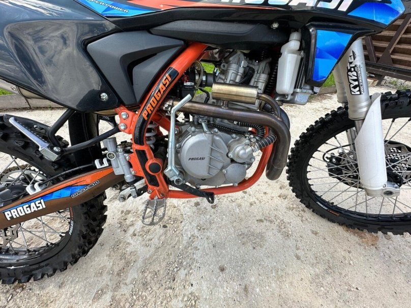 Progasi Gaudi 300 красный