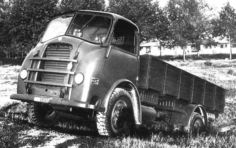 Грузовик Альфа Ромео 800