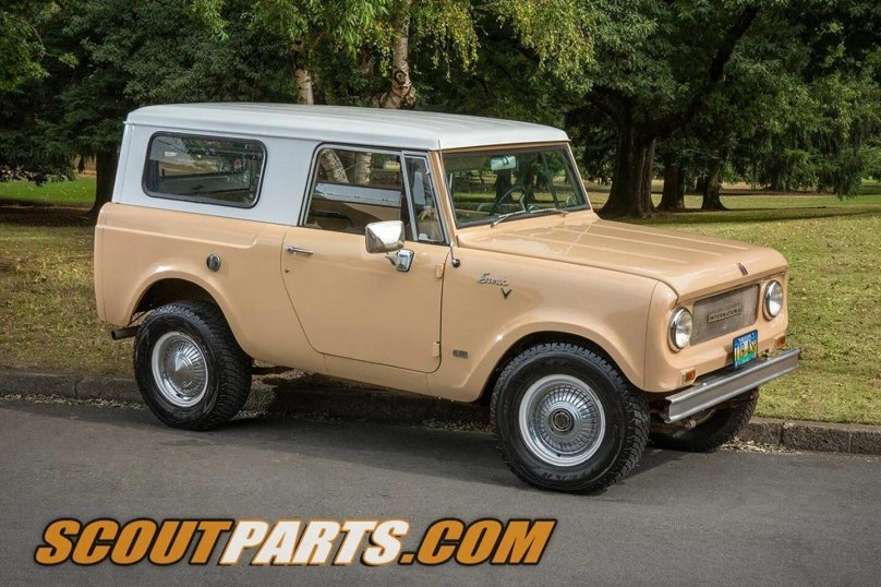 International Harvester Scout 800