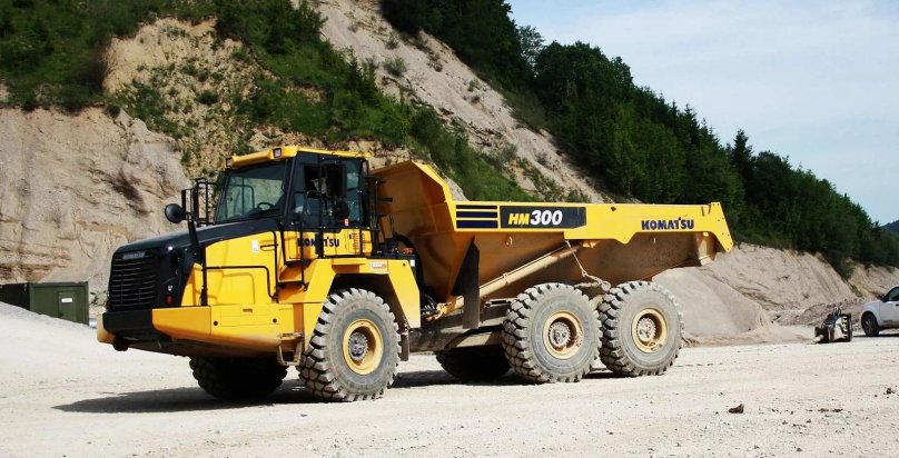 Komatsu HM 300