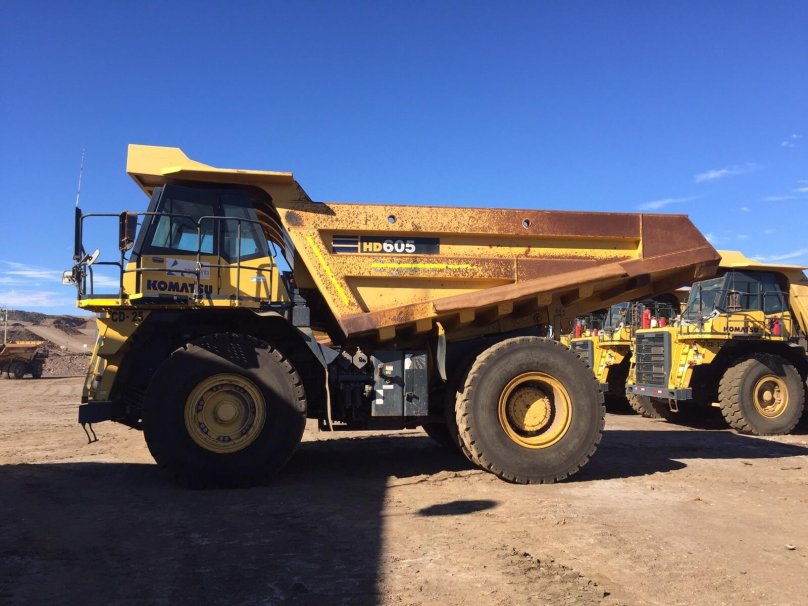 Самосвал Комацу 785