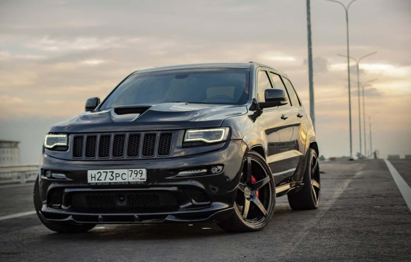 Jeep Grand Cherokee srt