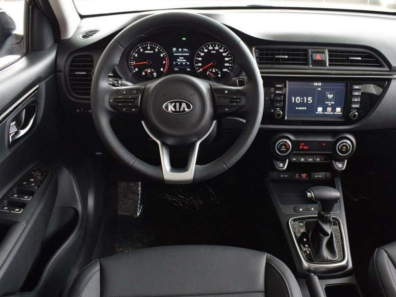 Киа Рио 4 Люкс комплектация