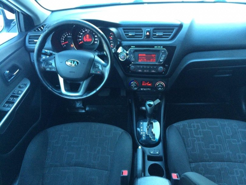 Киа Рио 3 салон Люкс