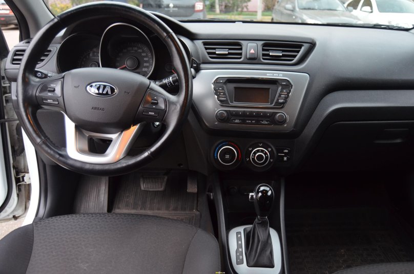 Киа Рио 3 салон Люкс