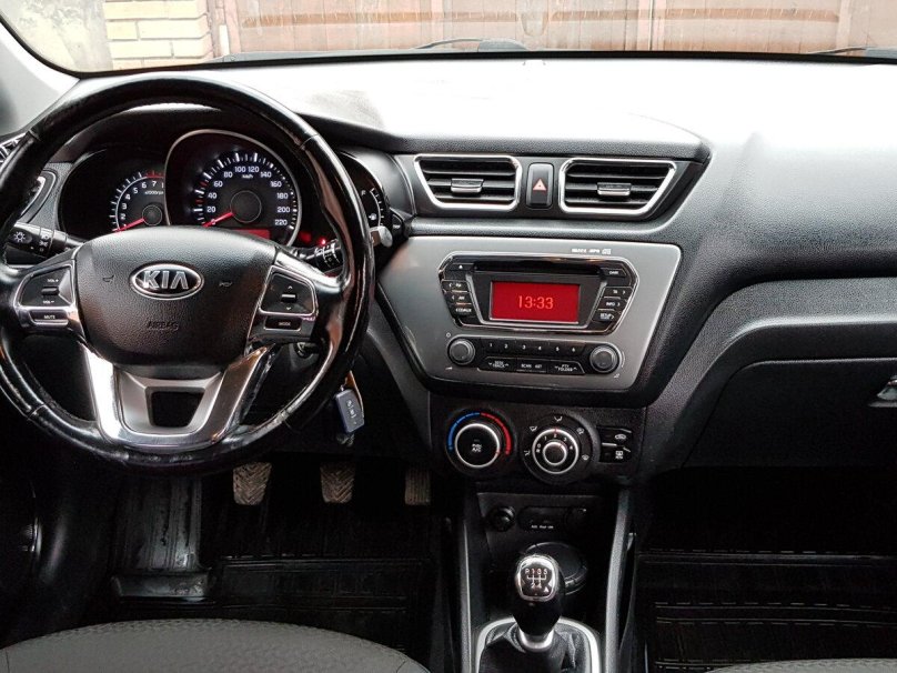 Киа Рио 3 салон Люкс