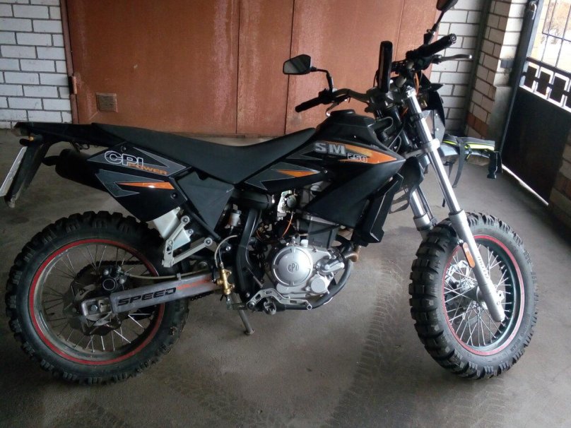 Мотоцикл CPI SX 250