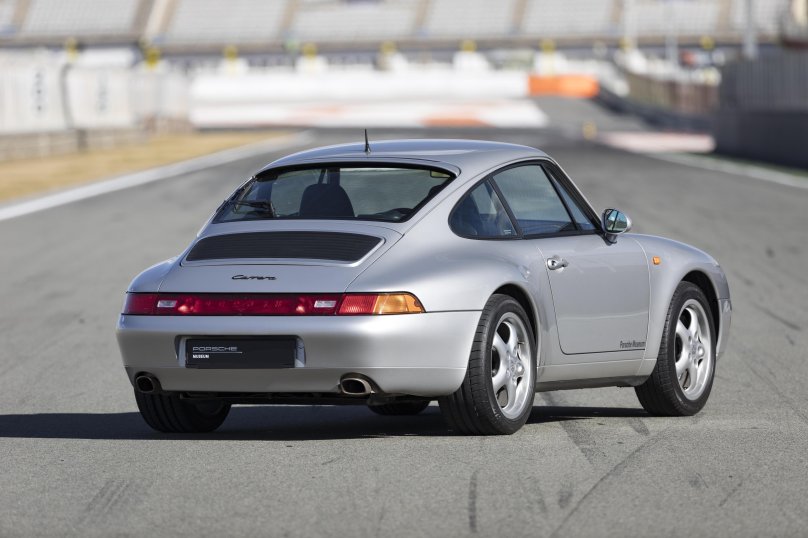 Porsche 911 Carrera 993