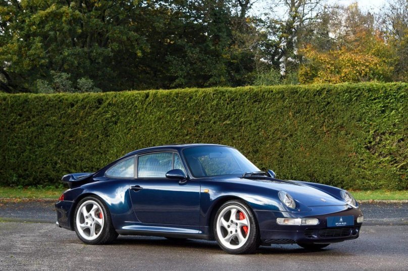 Порше 911 993