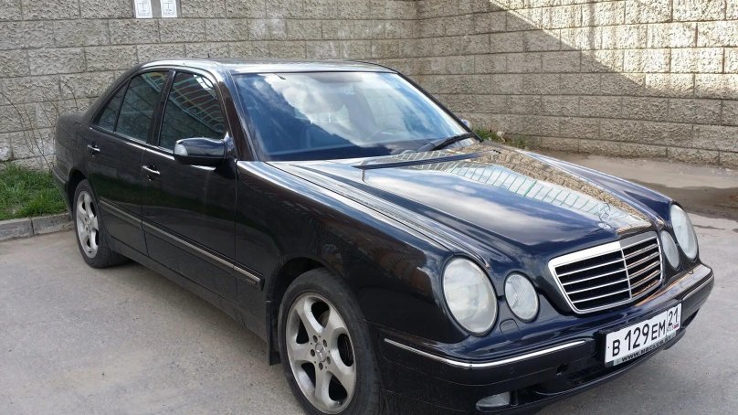 Мерседес е320 1998