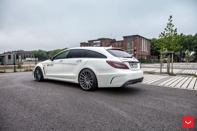 Mercedes Benz CLS 63 shooting Brake