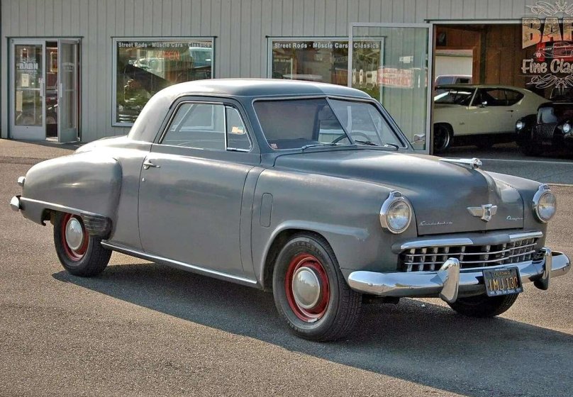 Студебеккер 1950 года легковой