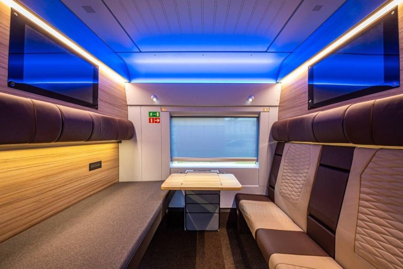 Сапсан вагон купе переговорная