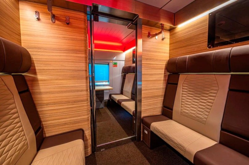 Вагон купе сьют в Сапсане