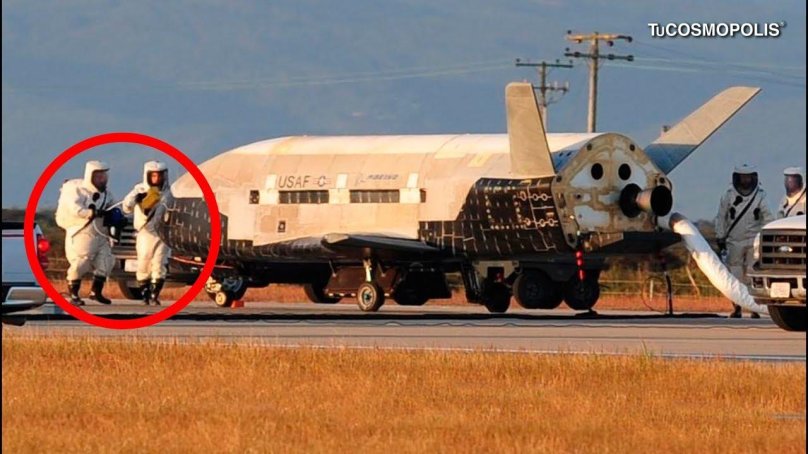 Челнок x-37b