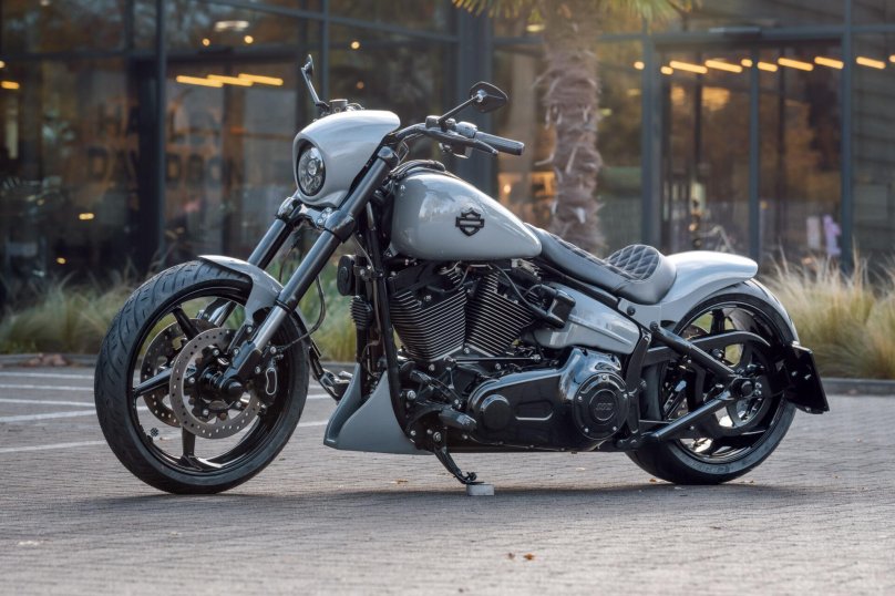 Харлей Дэвидсон БРЕЙКАУТ