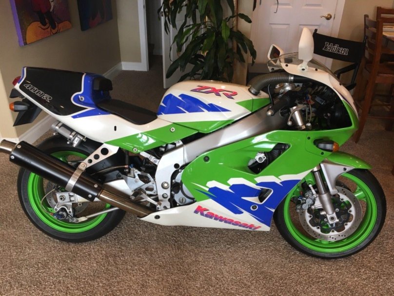 Кавасаки Захар 400