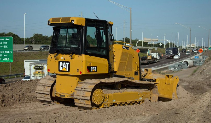Caterpillar трактор