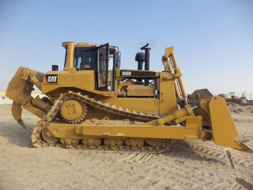 Бульдозер Cat d8r