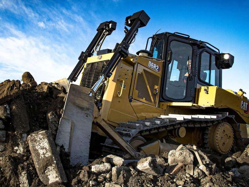 Катерпиллер трактор гусеничный