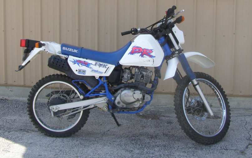 Suzuki Dr 125 se