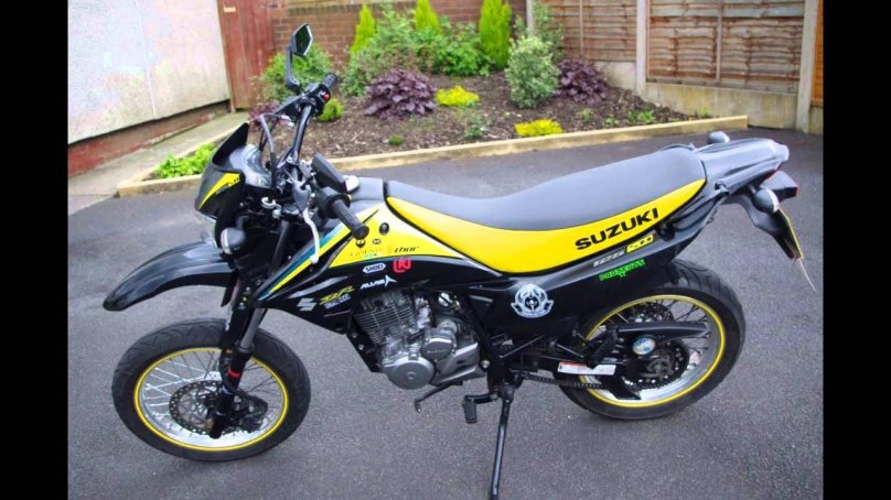 Suzuki Dr 125 SM