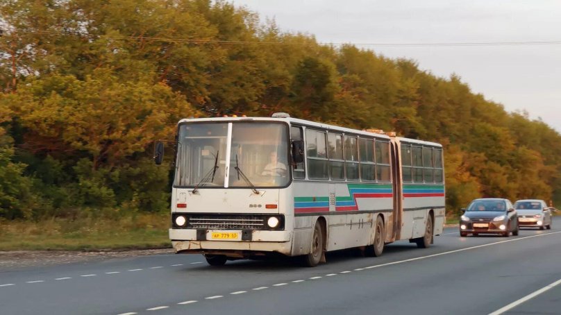 Ikarus 280.33