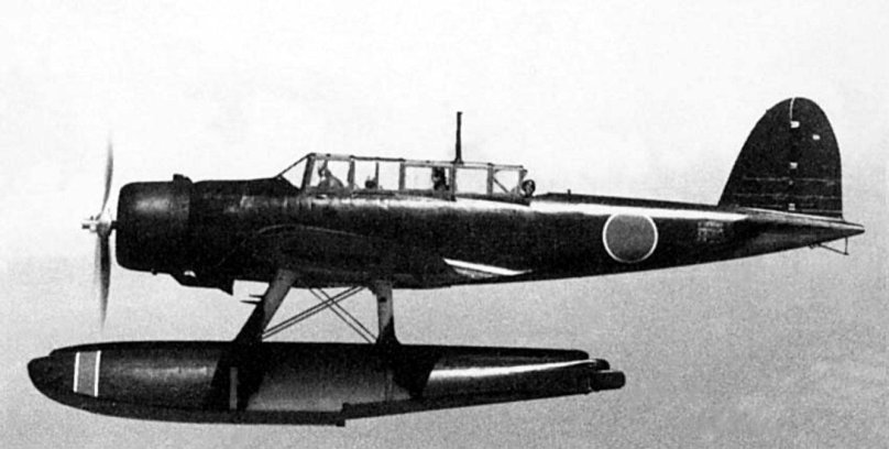 Самолёт Aichi e13a1