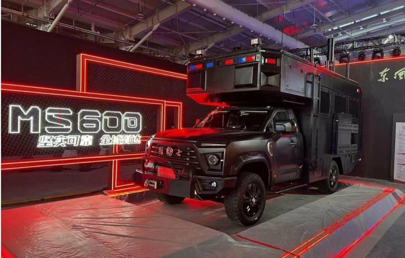 Китайский Хаммер Dongfeng