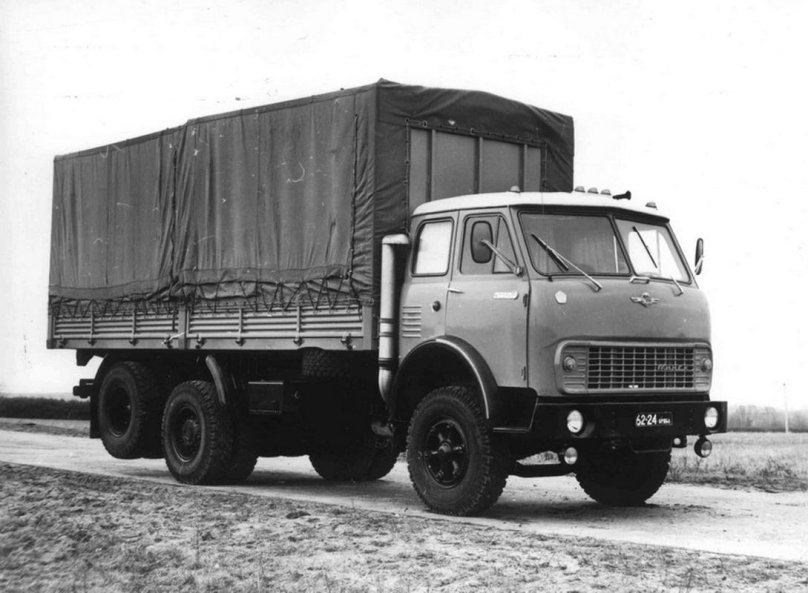 МАЗ 516 бортовой