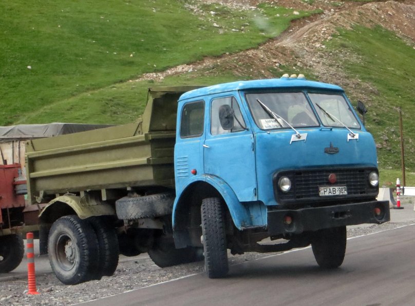 МАЗ-5549 самосвал