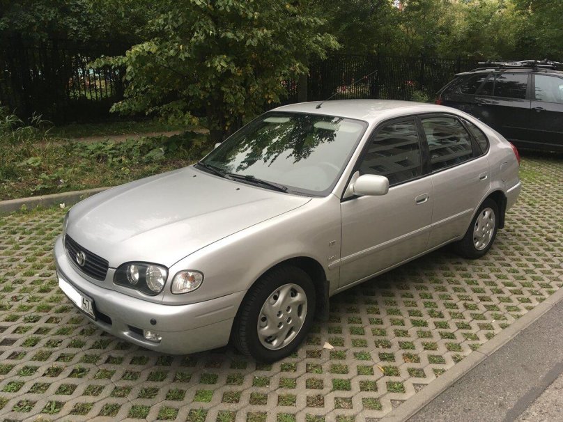 Toyota Corolla 8 e110