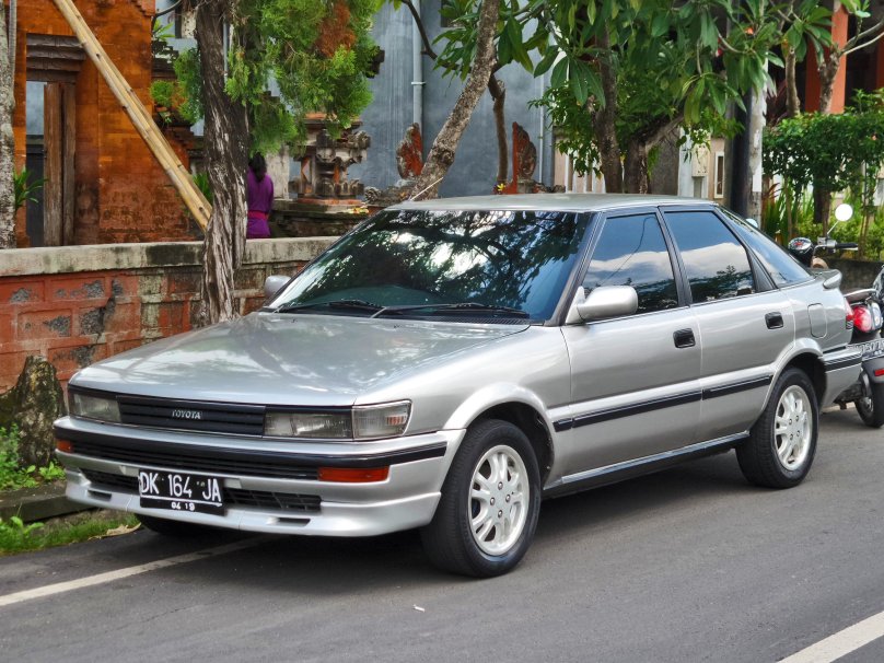 Toyota Corolla e90 1990