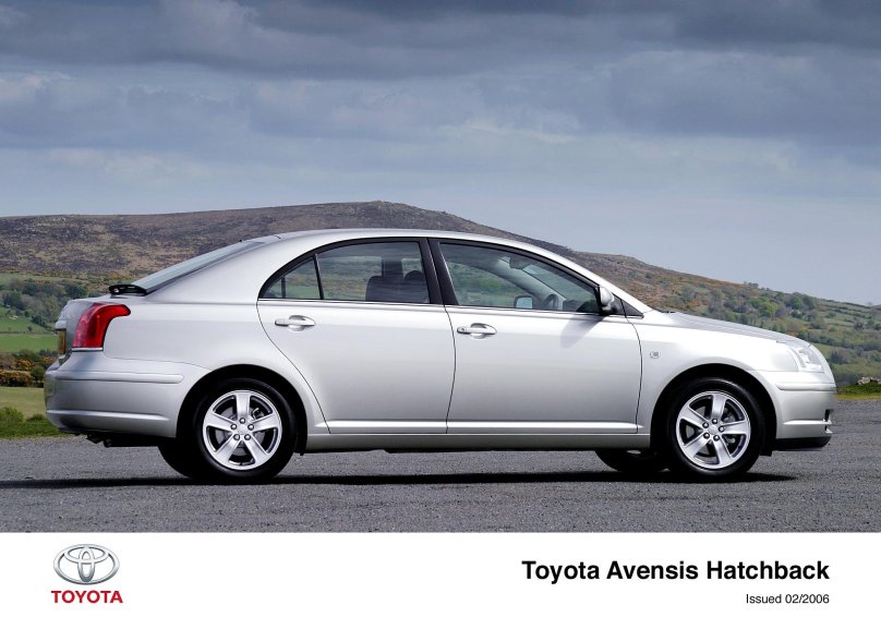 Тойота Авенсис лифтбек 2007