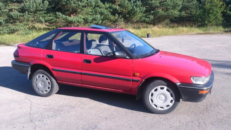 Toyota Corolla e90 Liftback