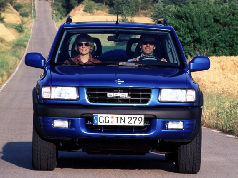 Opel Frontera Sport 1992