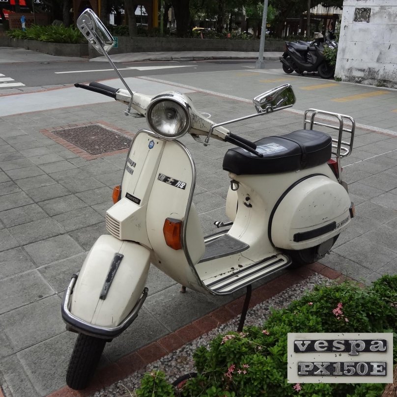 Ветровик на Vespa px