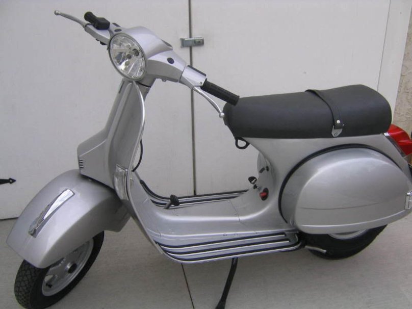 Ветровик на Vespa px
