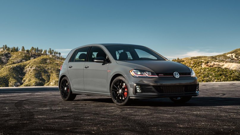 Volkswagen Golf GTI R