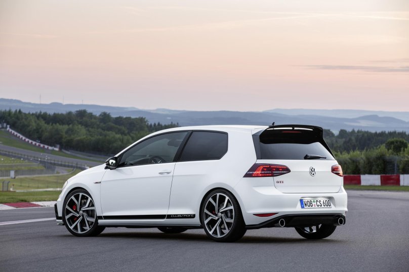 Volkswagen Golf GTI